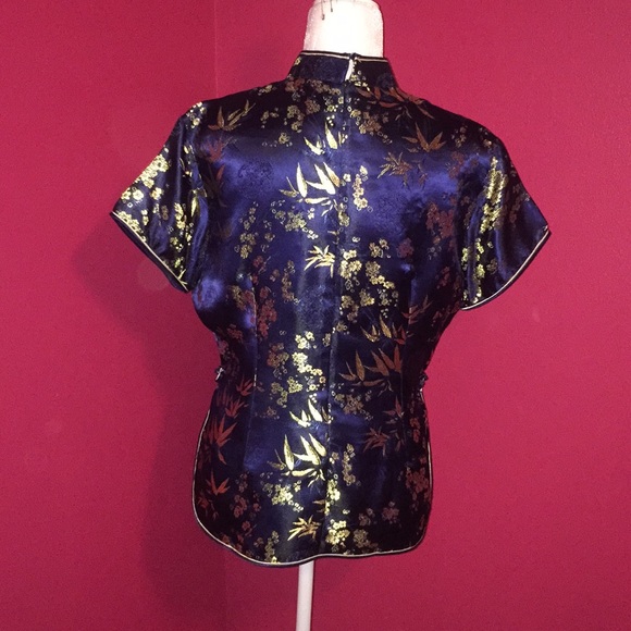 Oriental style blouse - Picture 4 of 7
